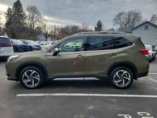 2023 Subaru Forester Touring