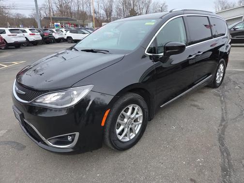2020 Chrysler Pacifica Touring-L