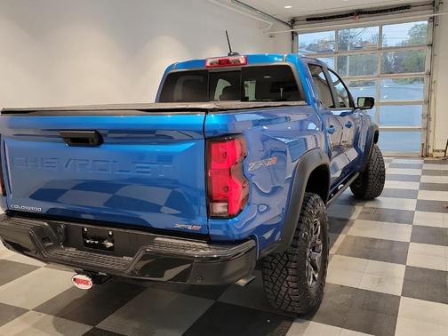 2024 Chevrolet Colorado ZR2