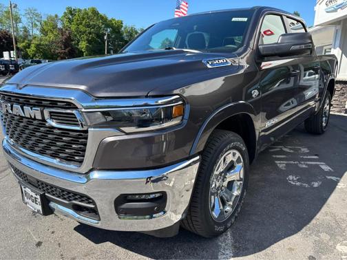 Granite Crystal Clearcoat Metallic 2026 RAM 1500 Big Horn/Lone Star