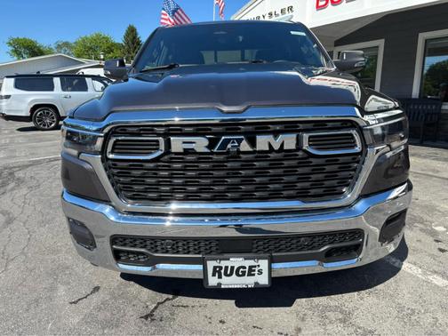 Granite Crystal Clearcoat Metallic 2026 RAM 1500 Big Horn/Lone Star
