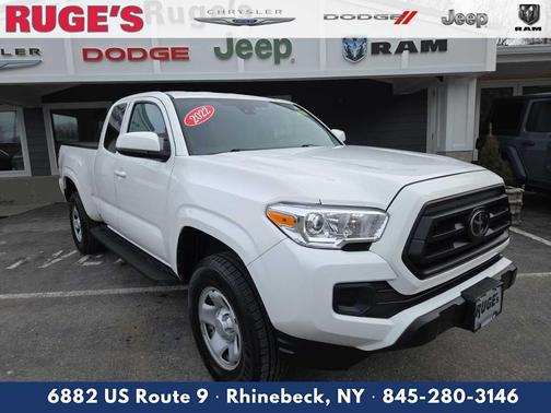 2022 Toyota Tacoma SR