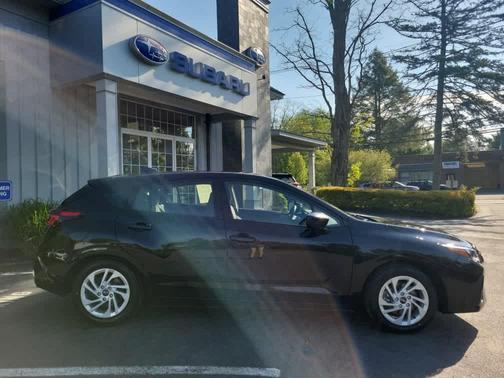 Crystal Black Silica 2024 Subaru Impreza Base