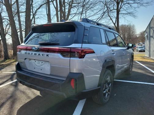 Ice Silver Metallic 2026 Subaru Outback Premium