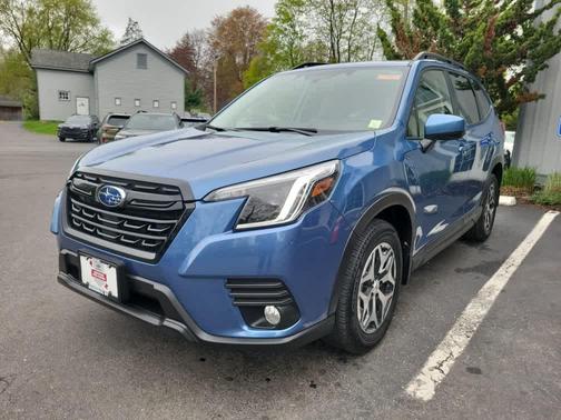Horizon Blue Pearl 2023 Subaru Forester Premium