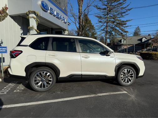 2025 Subaru Forester Hybrid Touring