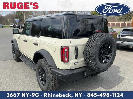 Desert Sand 2026 Ford Bronco Badlands