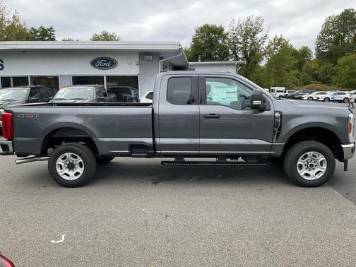 2026 Ford F-250 XLT
