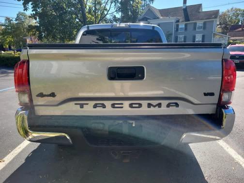 2020 Toyota Tacoma SR5