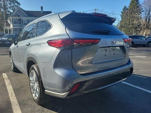 2020 Toyota Highlander Limited