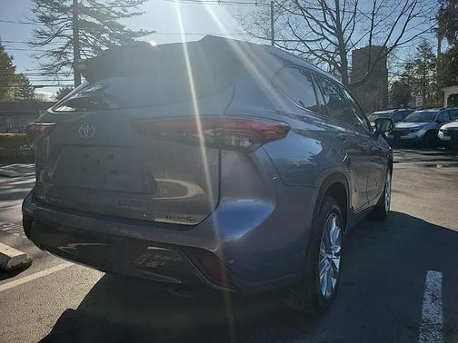 2020 Toyota Highlander Limited