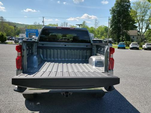 Sterling Gray Metallic 2026 Chevrolet Silverado 1500 LT
