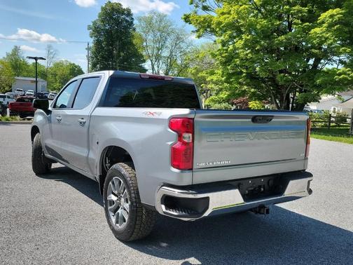 Sterling Gray Metallic 2026 Chevrolet Silverado 1500 LT