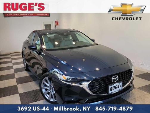 2023 Mazda Mazda3 FWD w/Preferred Package