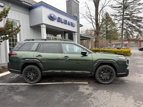 Deep Emerald Green 2026 Subaru Outback Limited XT