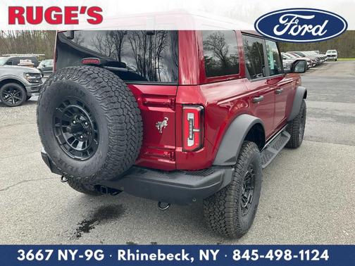 Ruby Red Metallic Tinted Clearcoat 2026 Ford Bronco Badlands