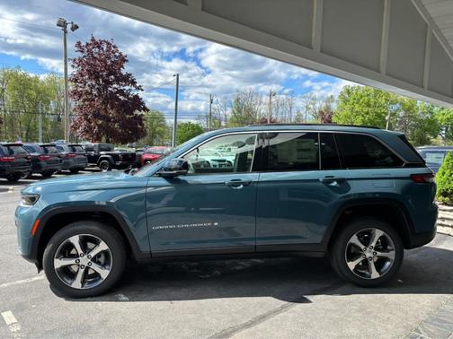 Steel Blue 2026 Jeep Grand Cherokee Limited