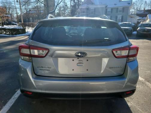 2018 Subaru Impreza 2.0i Premium