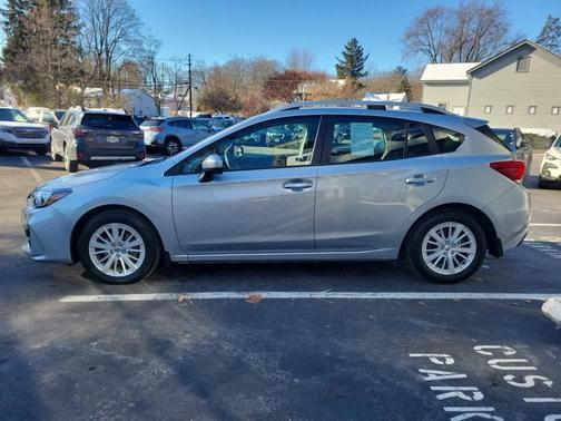 2018 Subaru Impreza 2.0i Premium