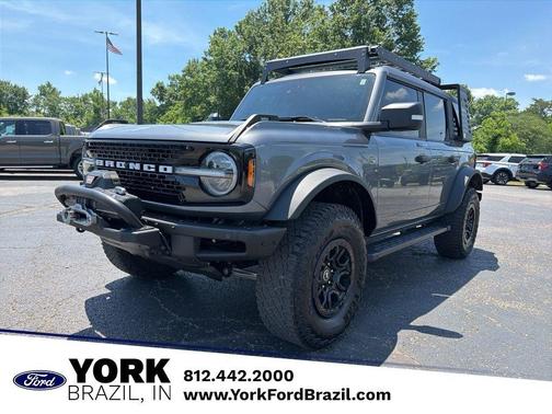 Gray 2022 Ford Bronco Wildtrak