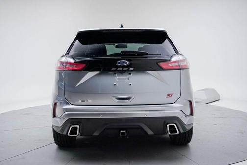 2024 Ford Edge ST