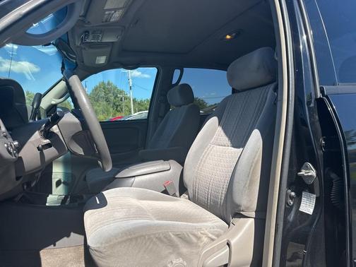 2004 Toyota Tundra SR5
