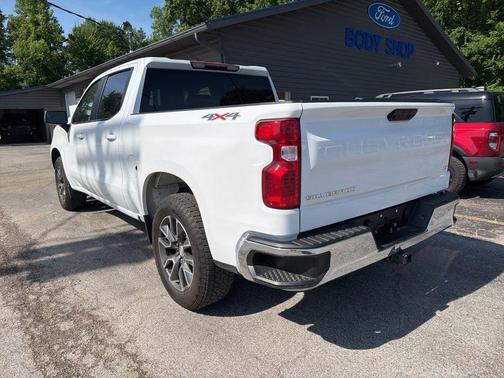 White 2023 Chevrolet Silverado 1500 LT