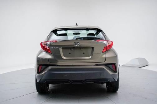 2021 Toyota C-HR LE