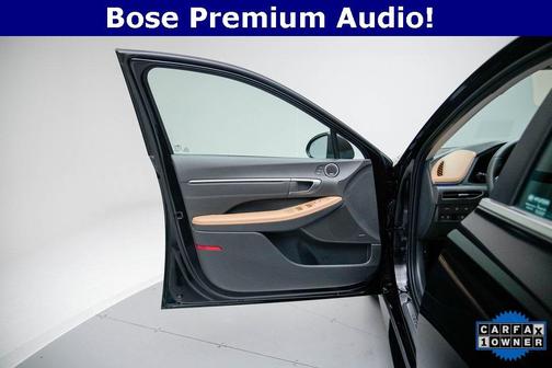 2022 Hyundai SONATA Hybrid Limited