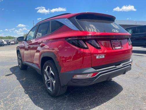 Red 2023 Hyundai TUCSON SEL