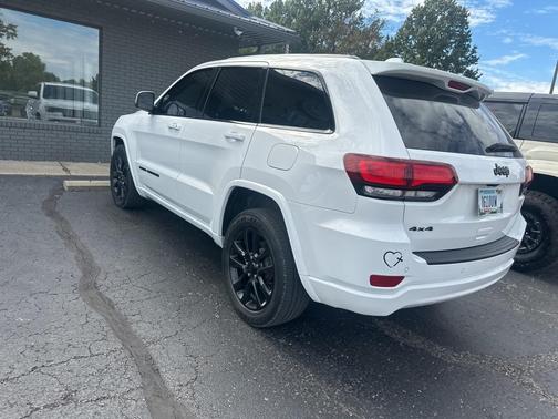 2020 Jeep Grand Cherokee Altitude