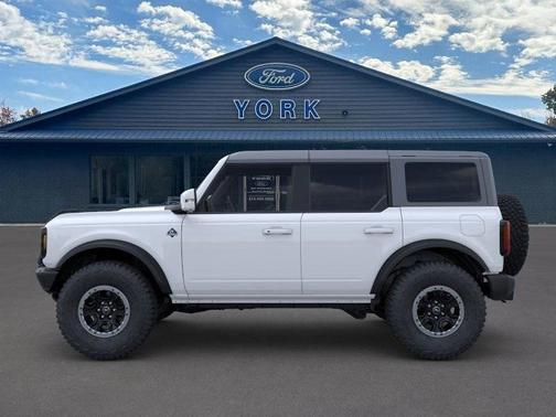 2024 Ford Bronco Outer Banks