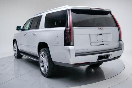 2019 Cadillac Escalade ESV Luxury