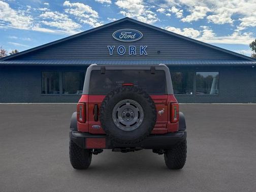 2025 Ford Bronco Badlands