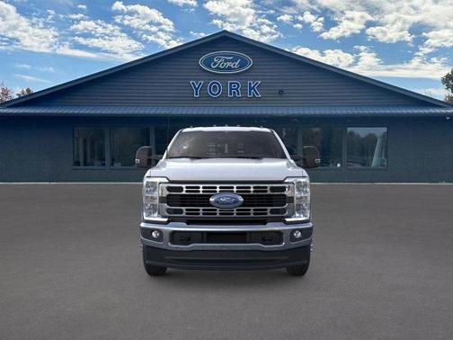 2025 Ford F-350 XLT
