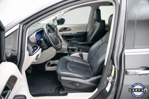 2019 Chrysler Pacifica Touring-L