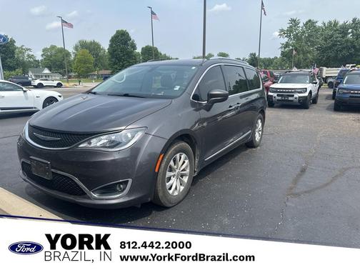 2019 Chrysler Pacifica Touring-L