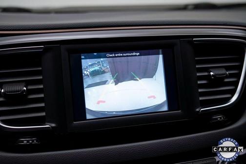2019 Chrysler Pacifica Touring-L