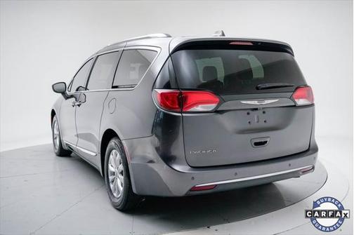 2019 Chrysler Pacifica Touring-L