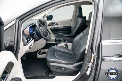 2019 Chrysler Pacifica Touring-L