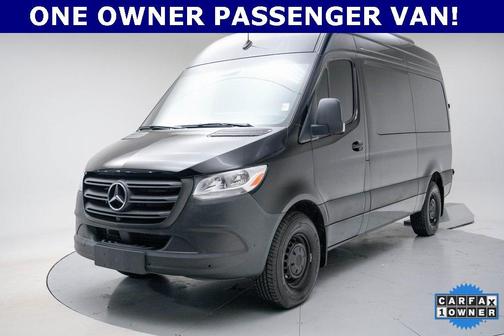 2024 Mercedes-Benz Sprinter 2500 144 WB Standard Roof Passenger
