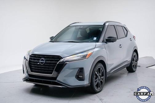 2022 Nissan Kicks SR