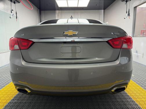 Gray 2019 Chevrolet Impala Premier 2LZ