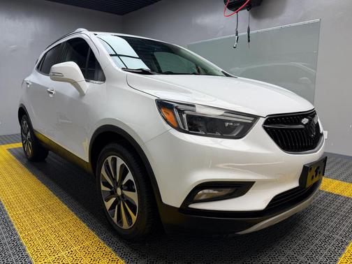 Summit White 2020 Buick Encore Essence