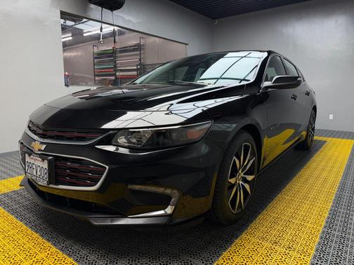 Mosaic Black Metallic 2016 Chevrolet Malibu 1LT