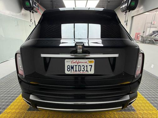 2020 Rolls-Royce Cullinan Sport Utility 4D