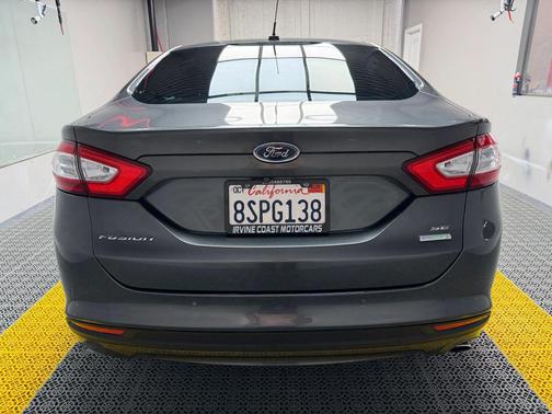 Gray 2016 Ford Fusion SE