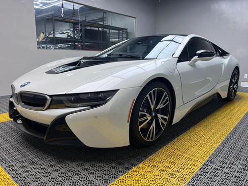 2015 BMW i8 Coupe 2D