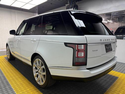 White 2016 Land Rover Range Rover 5.0L Supercharged