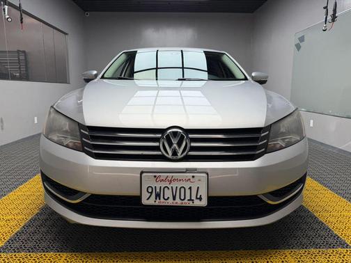 Reflex Silver Metallic 2015 Volkswagen Passat 1.8T S